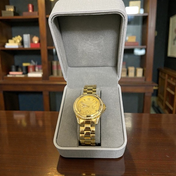 Michael Kors Accessories - Michael Kors woman’s watch